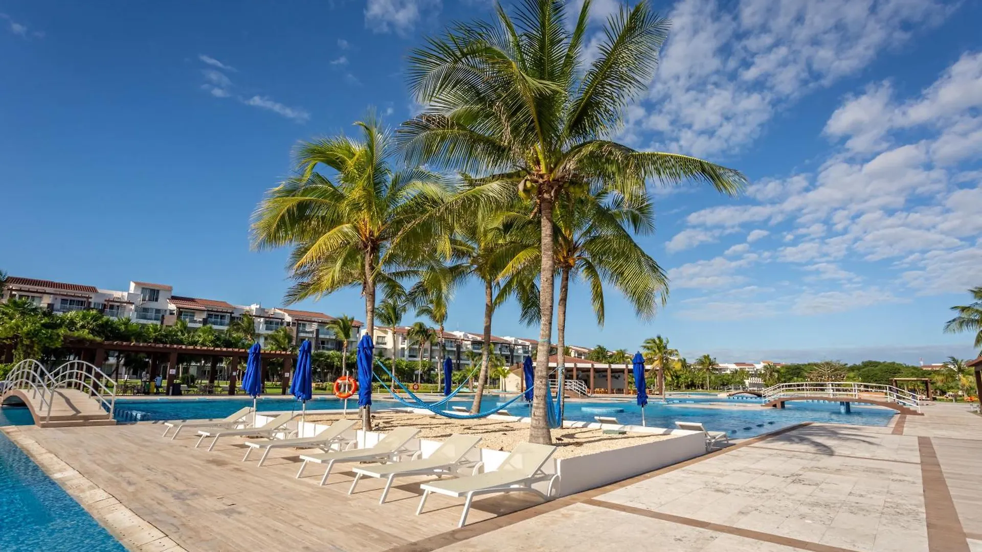 Casa Amanecer 534N Ocean View Penthouse New !! Apts Playa del Carmen