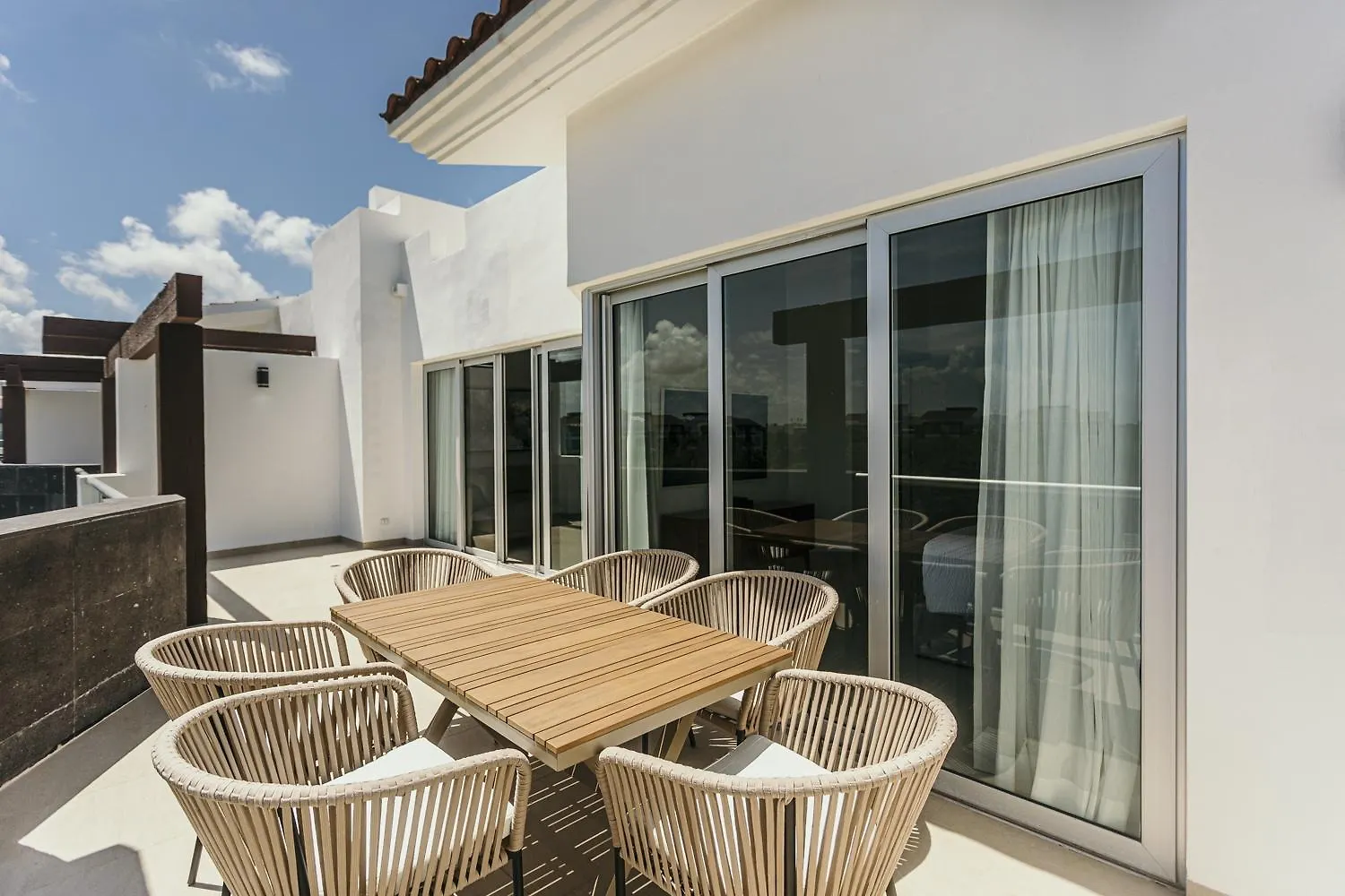 Casa Amanecer 534N Ocean View Penthouse New !! Apts Playa del Carmen Mexico
